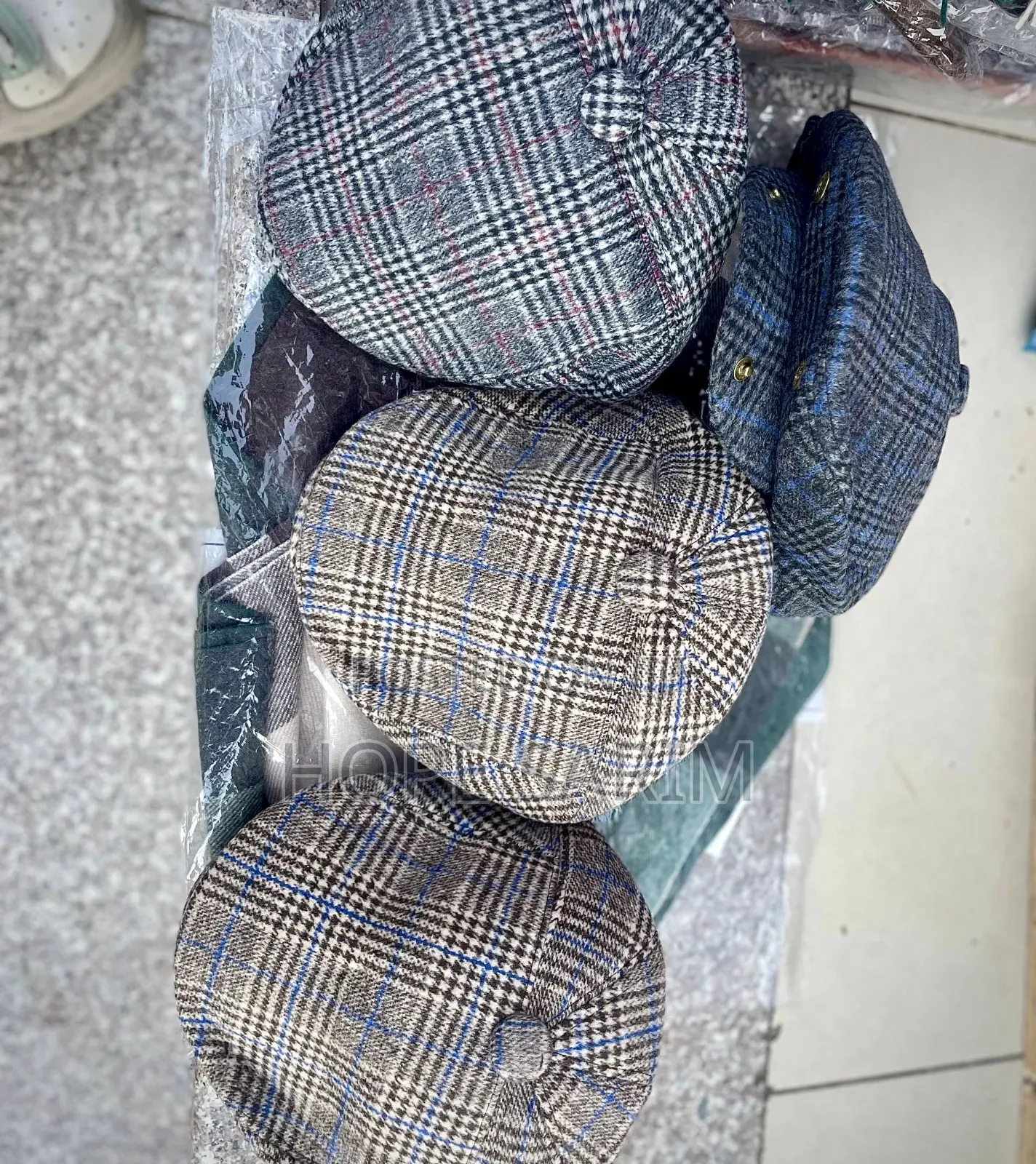 Plaid Wool Blend Flat Cap / Newsboy Hat
