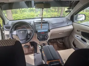 Toyota Avanza 2016 Gold