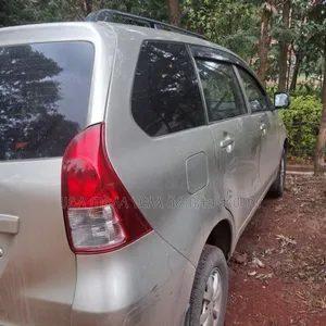 Toyota Avanza 2016 Gold