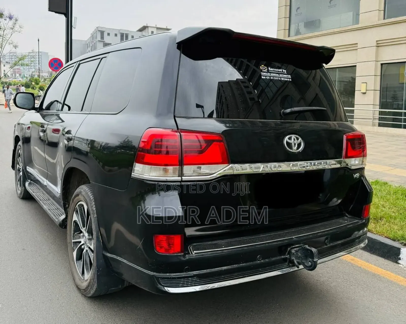 Toyota Land Cruiser 2011 Black