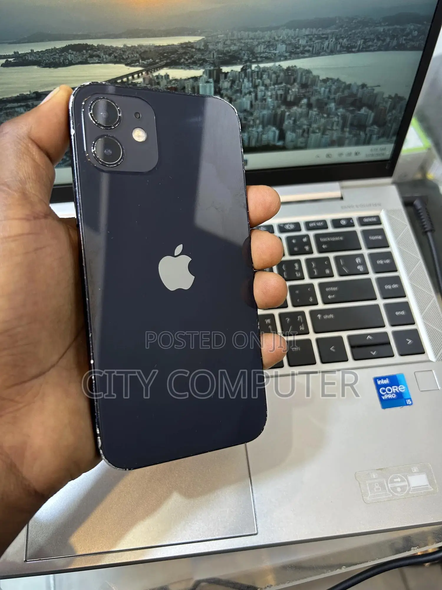 Apple iPhone 12 64 GB Black