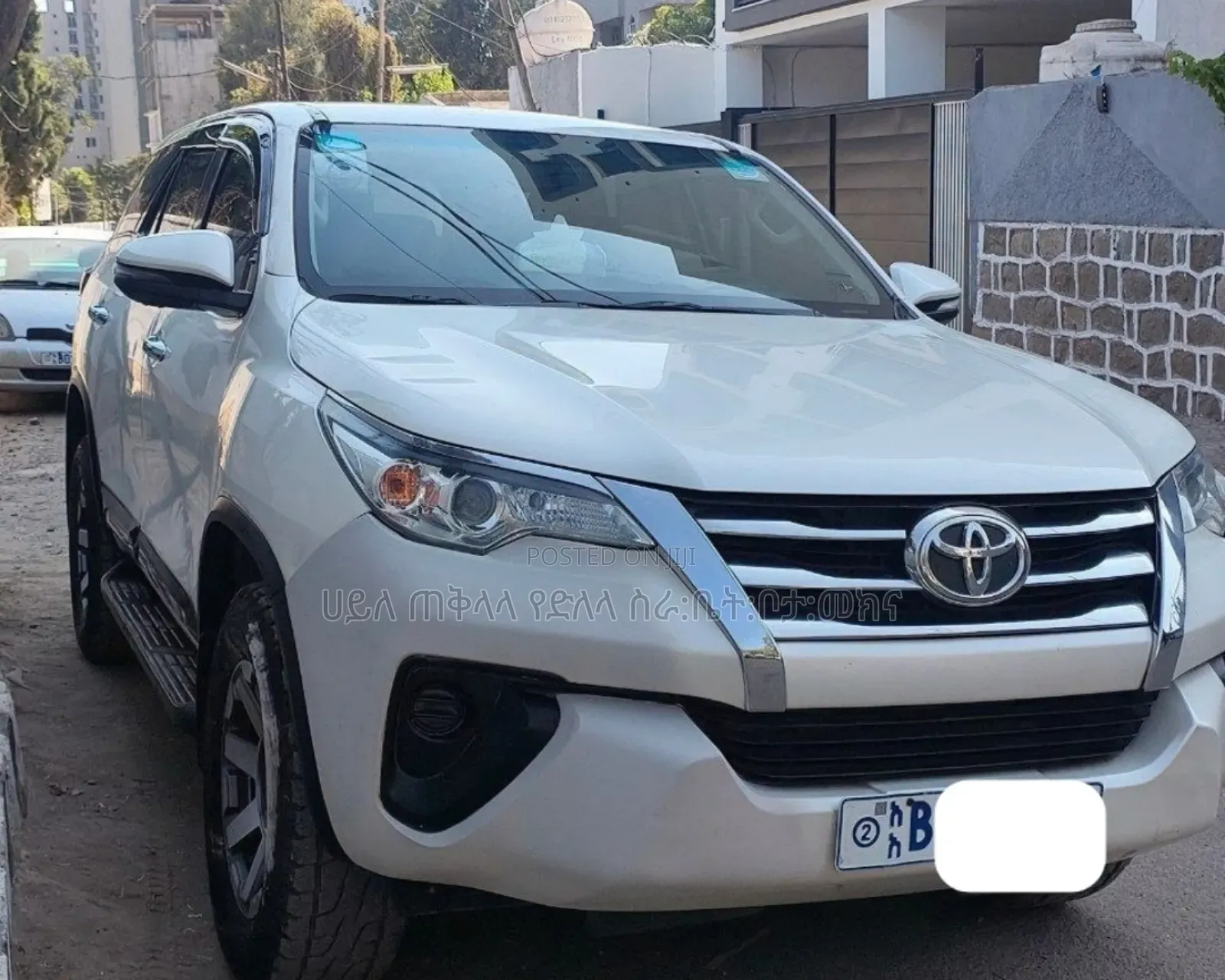 Toyota Fortuner 2018 Ivory