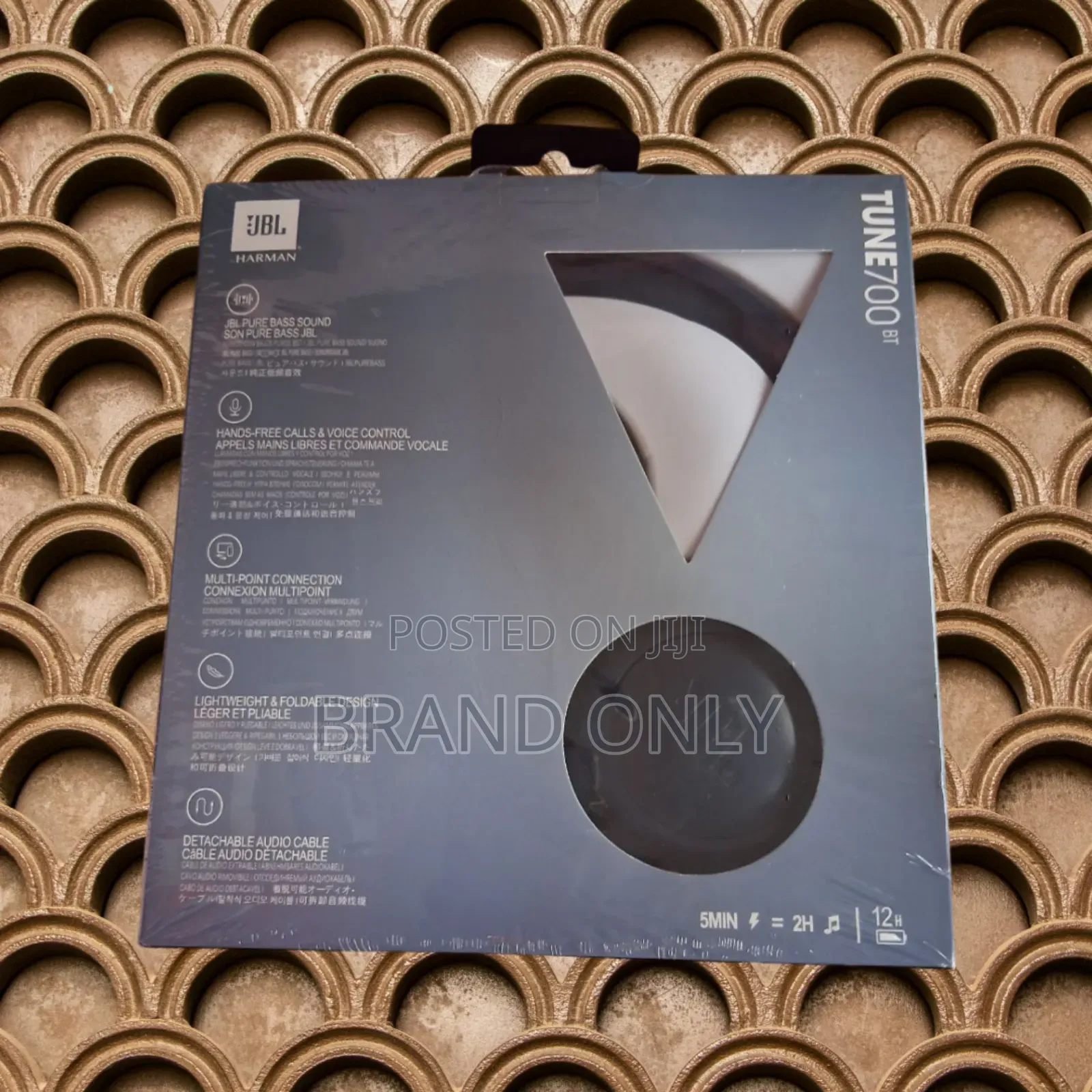 JBL Tune700bt Bluetooth Headphones (Active Noise Cancelling)