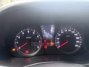 Hyundai Accent SE 2011 Gold