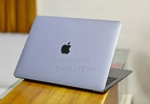 New Laptop Apple MacBook Air 2020 M1 8GB Apple M1 SSD 256GB