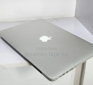New Laptop Apple MacBook Pro 2015 16GB Intel Core i7 SSD 512GB