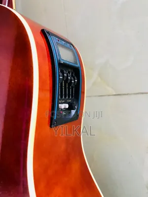 Yamaha F6000 Guitar Original