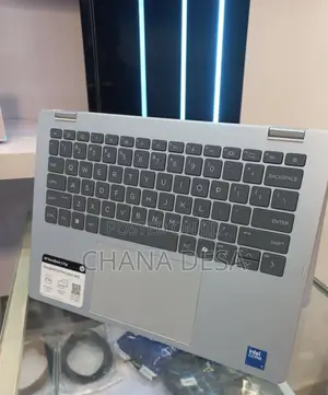 New Laptop HP OmniBook 5 14" 16GB Intel Core 7 SSD 512GB