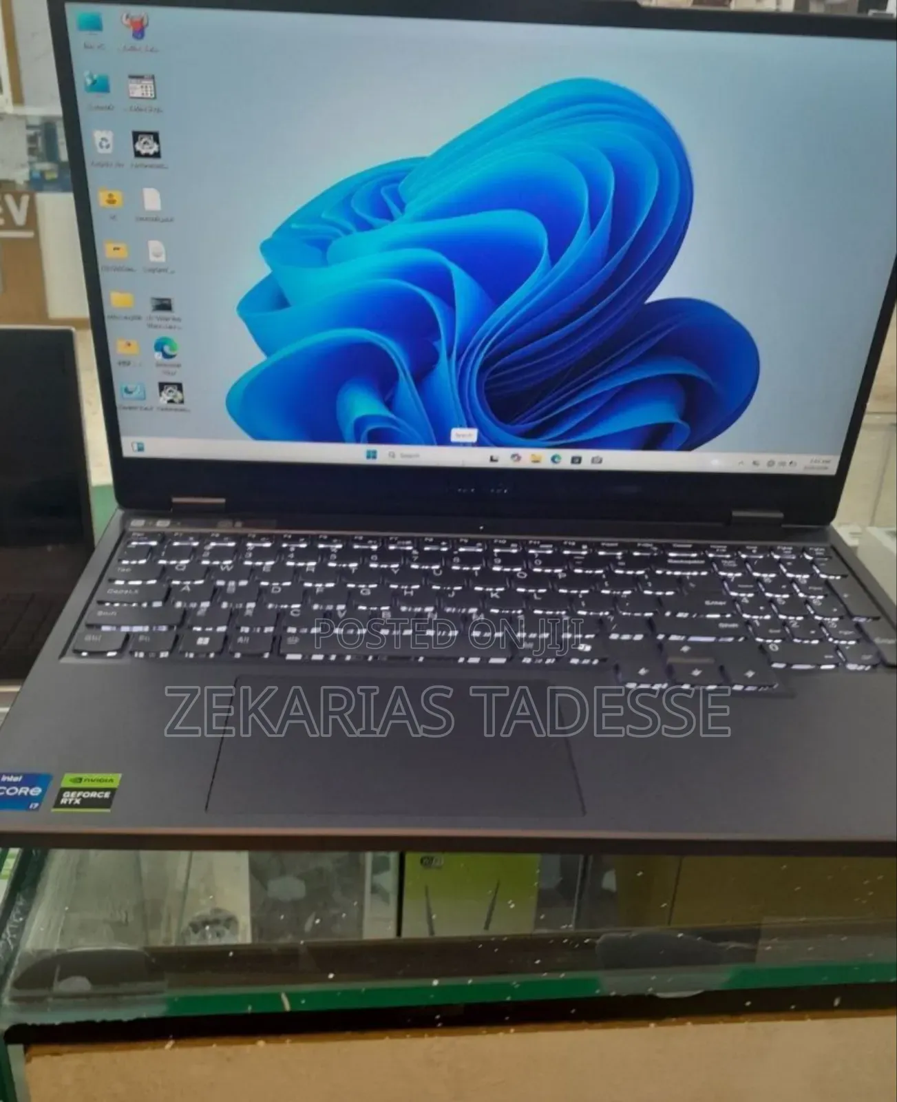 New Lenovo Legion Y7000P IRX9 Gaming Laptop 24GB Intel Core i7 SSD 1T