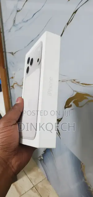 New Apple iPhone 17 Pro Max 256 GB Silver