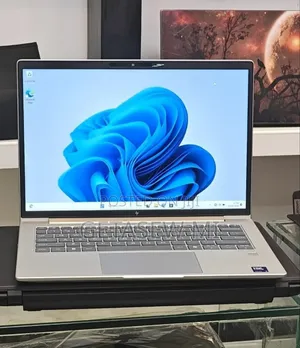 New Laptop HP EliteBook 640 G11 16GB Intel Core Ultra 5 SSD 512GB