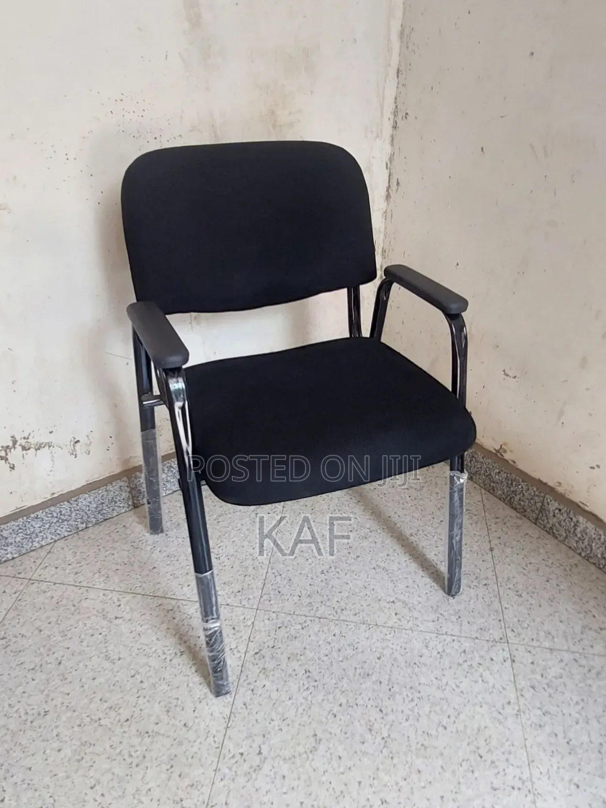 Chair Guest With Arm Rest