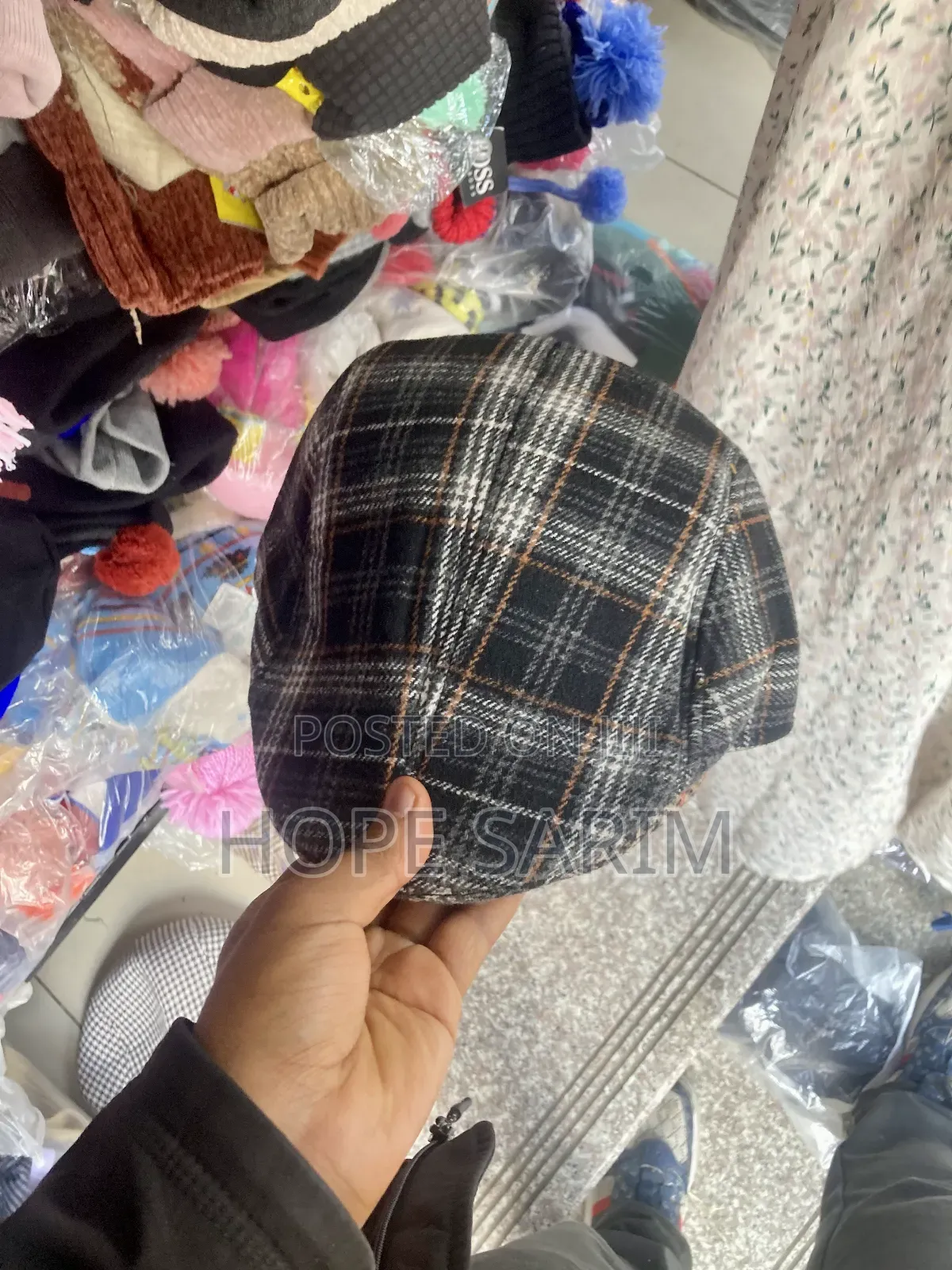 ክላሲክ የወንዶች ባለ ፕላይድ ካፕ/ Flat Cap
