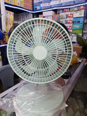 Fan Portable Rechargeable Usb Desk Fan. It Features