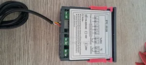 STC - 3028 Himudity and Temperature Controller