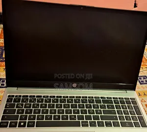 New Laptop HP 250 G10 8GB AMD Ryzen 5 HDD 512GB