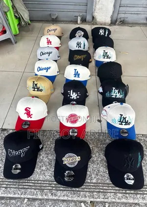 Top Quality Men's Cap in Different Colors and Design