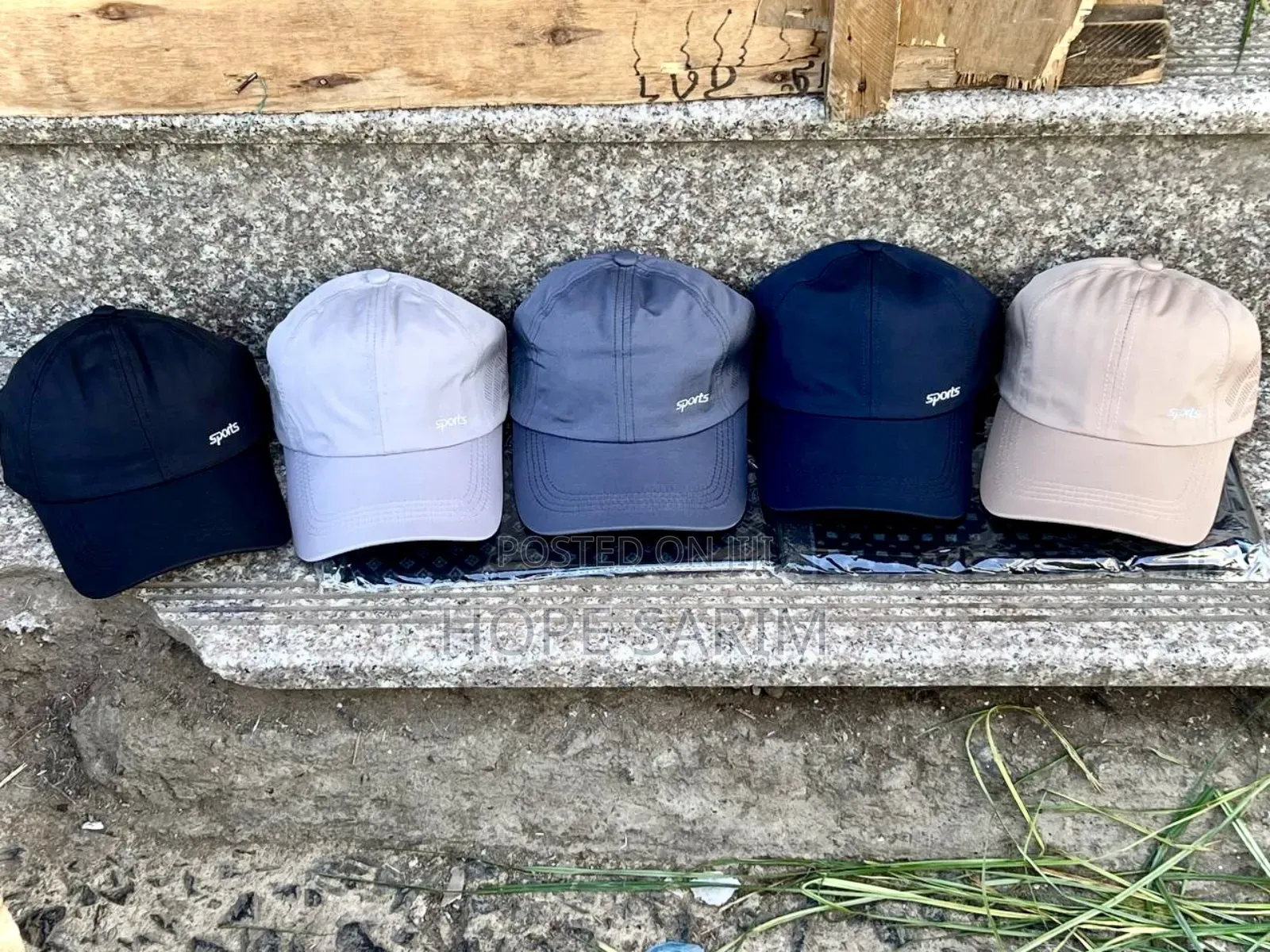 Unisex "Fashion" Baseball Cap - Multiple Colors