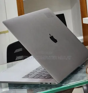 New Laptop Apple MacBook Pro 2017 16GB Intel Core i7 SSD 512GB