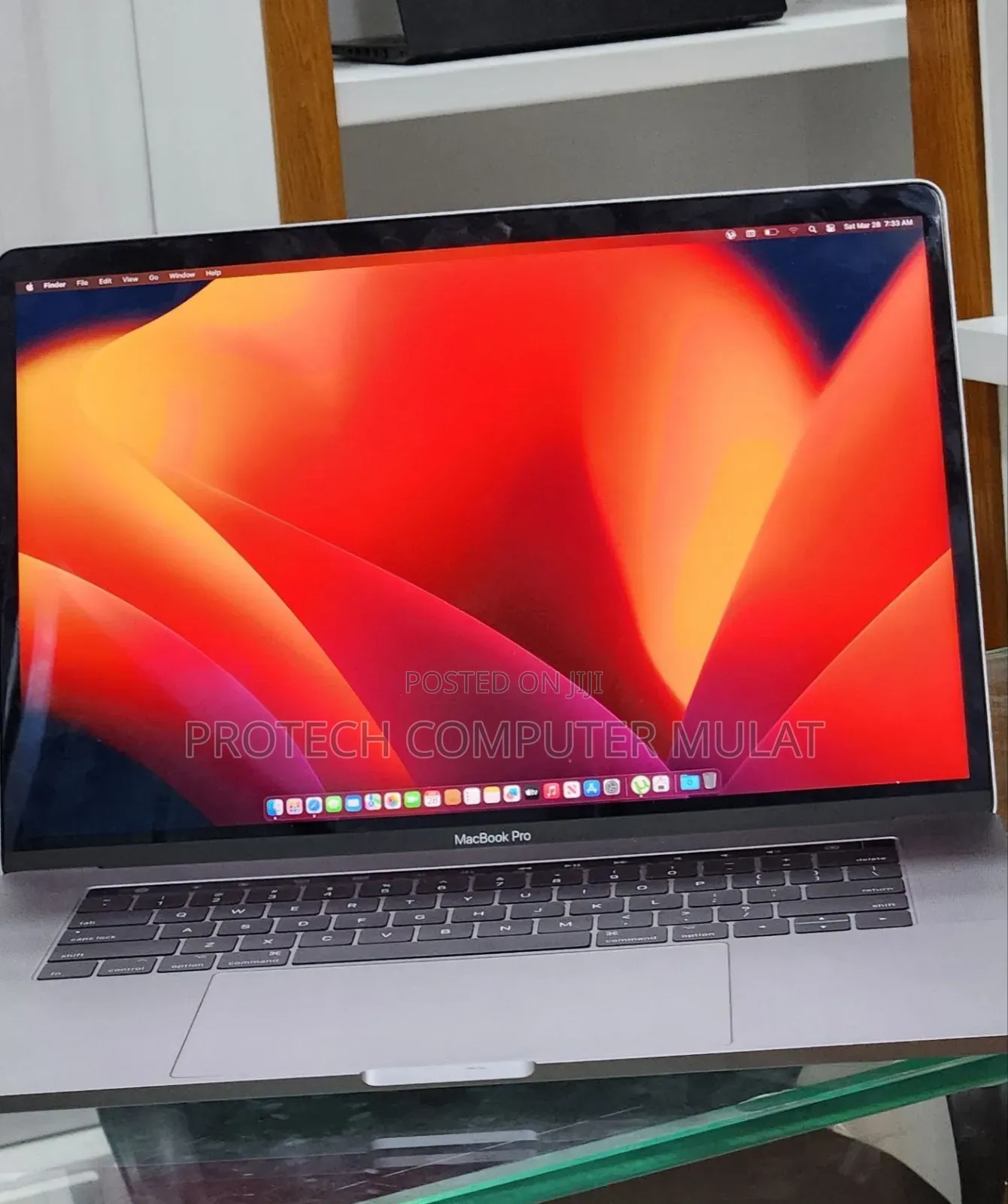 New Laptop Apple MacBook Pro 2017 16GB Intel Core i7 SSD 512GB
