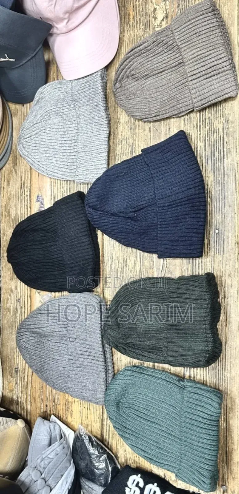 Stylish Knitted Winter Beanie Hats/የክረምት ኮፍያ