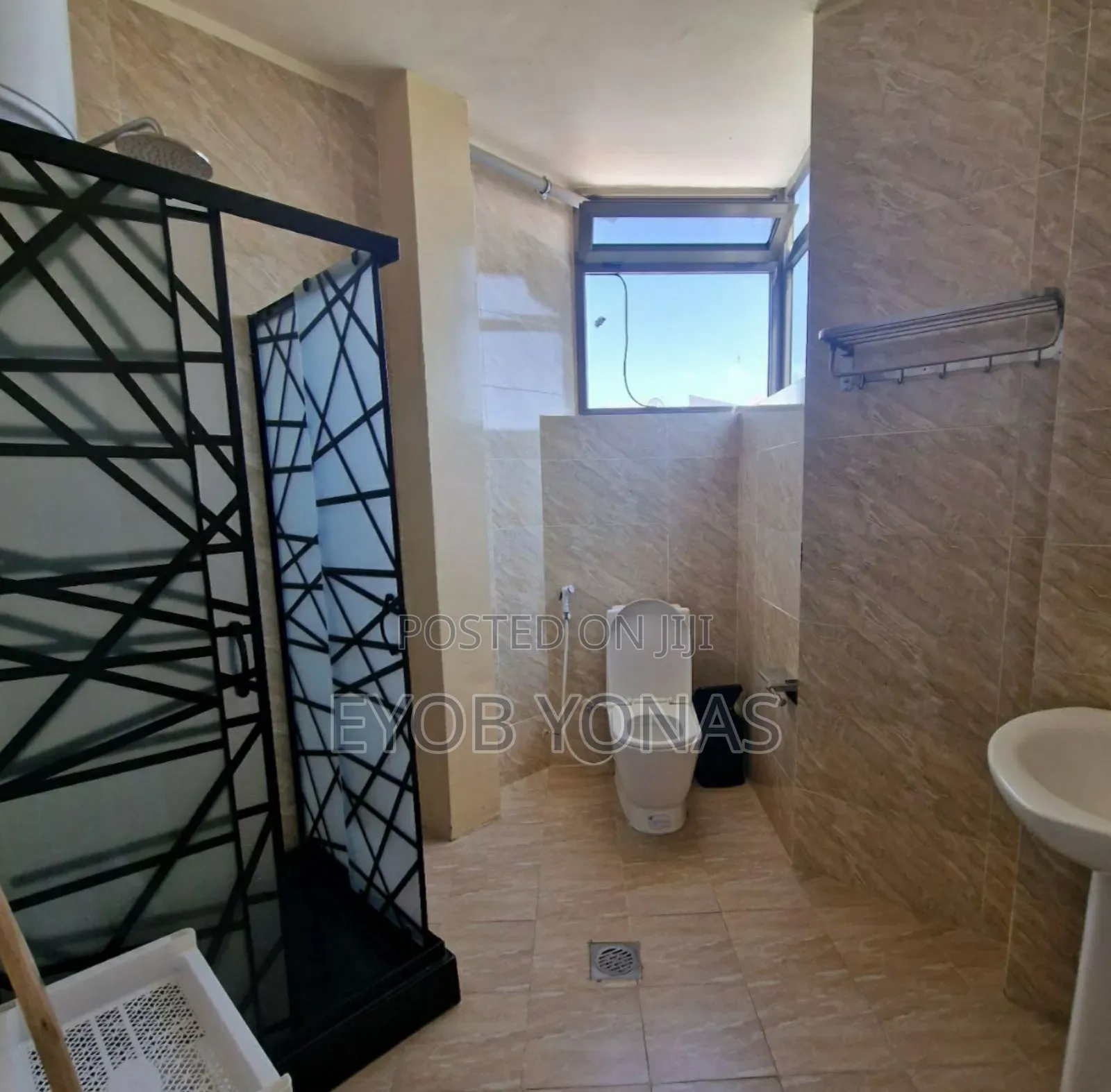 Furnished 2bdrm Block of Flats in የሚሸጥ አፓርታማ ቦሌ, Bole for sale