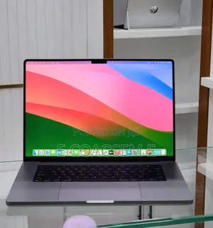 New Laptop Apple MacBook 32GB SSD 512GB
