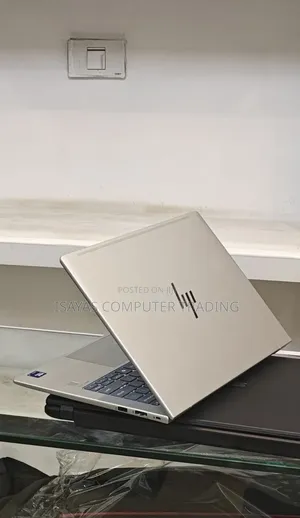 New Laptop HP OmniBook 5 14" 16GB Intel Core Ultra 7 SSD 512GB