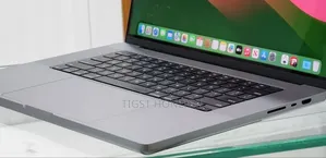 New Laptop Apple MacBook Pro M1 32GB Apple M1 SSD 512GB