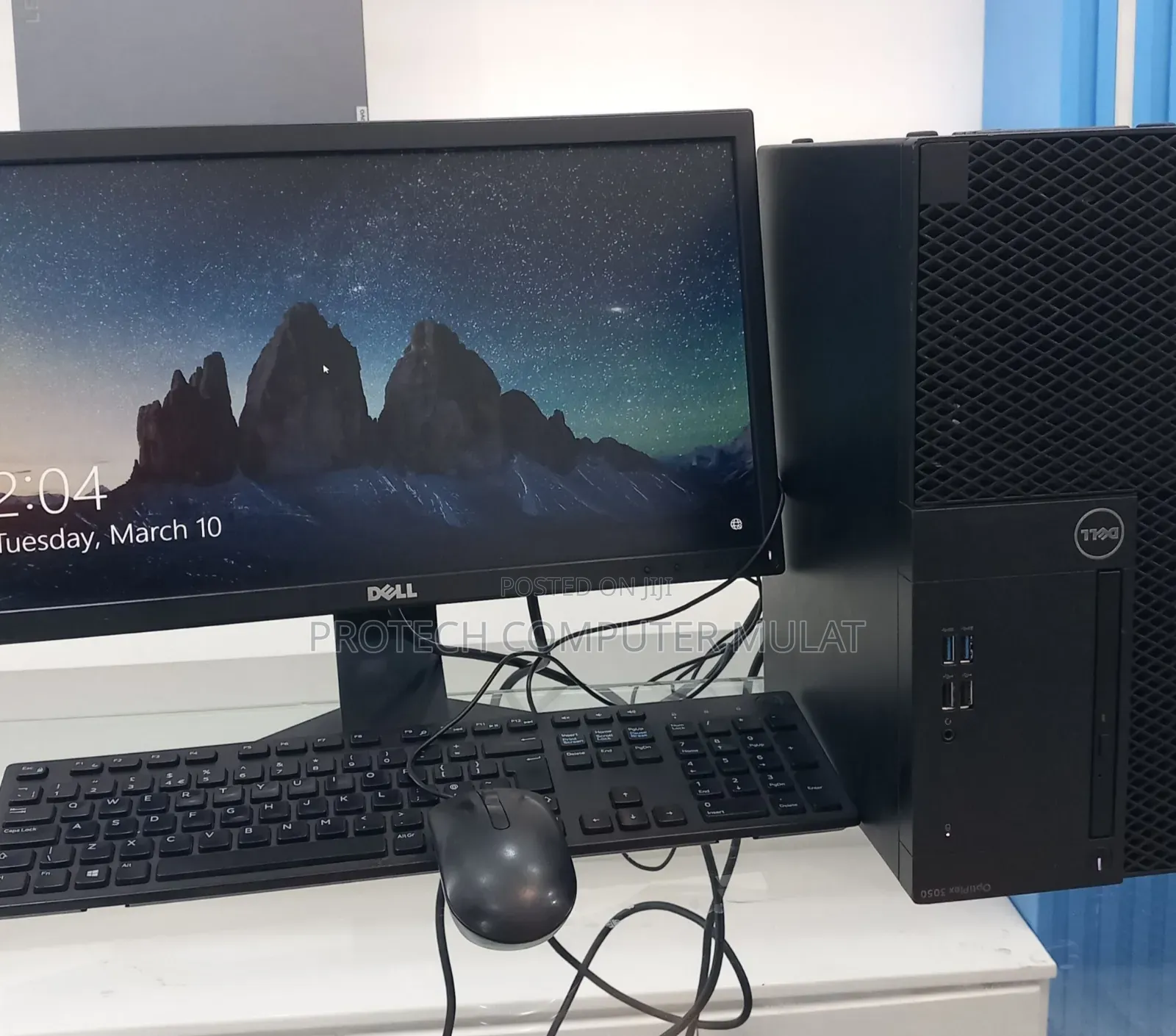 New Desktop Computer Dell OptiPlex 3050 4GB Intel Core i3 HDD 500GB