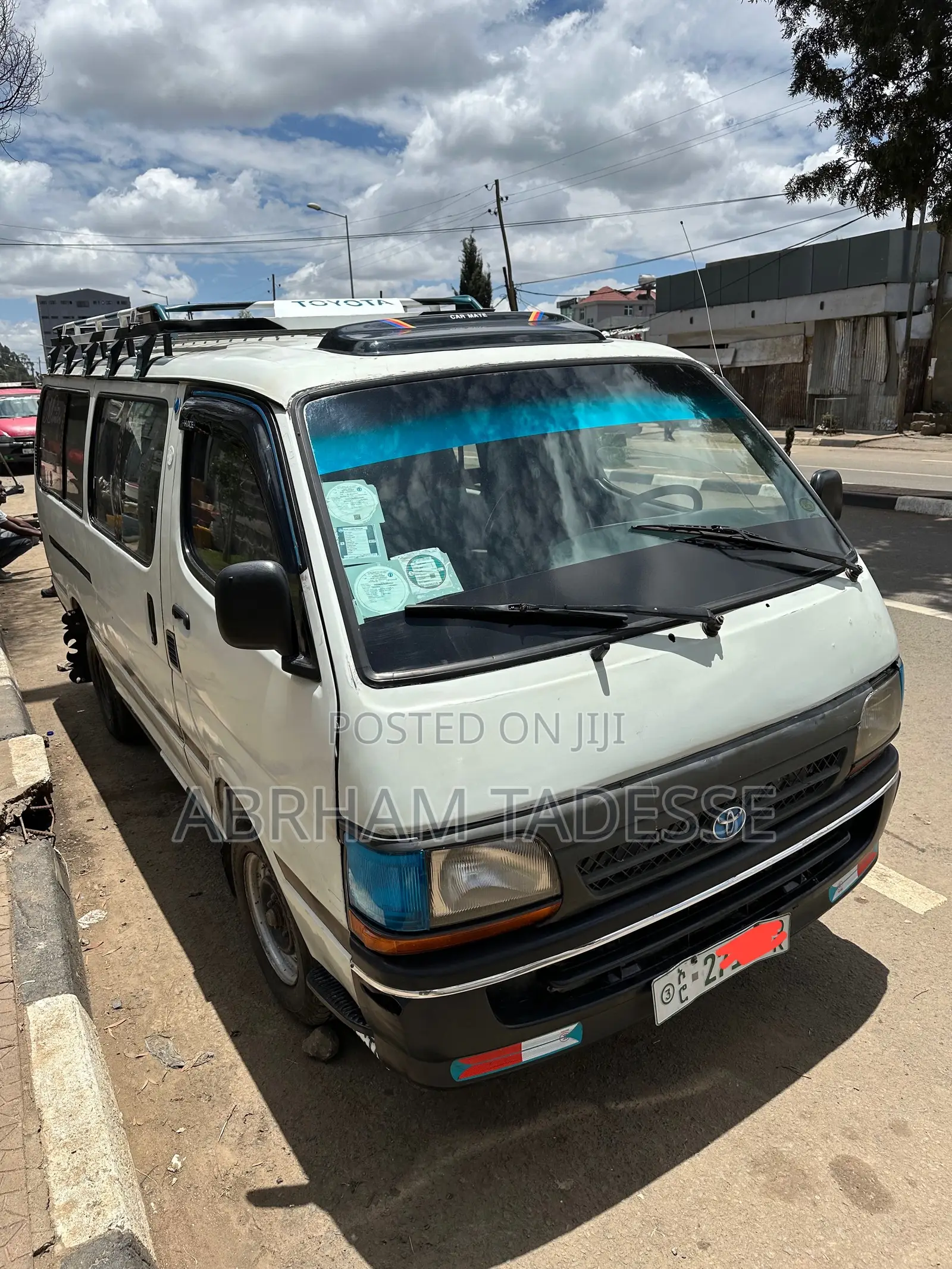 Toyota HiAce 1997 White