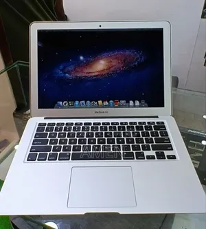 Laptop Apple MacBook 4GB Intel Core i5 SSD 128GB