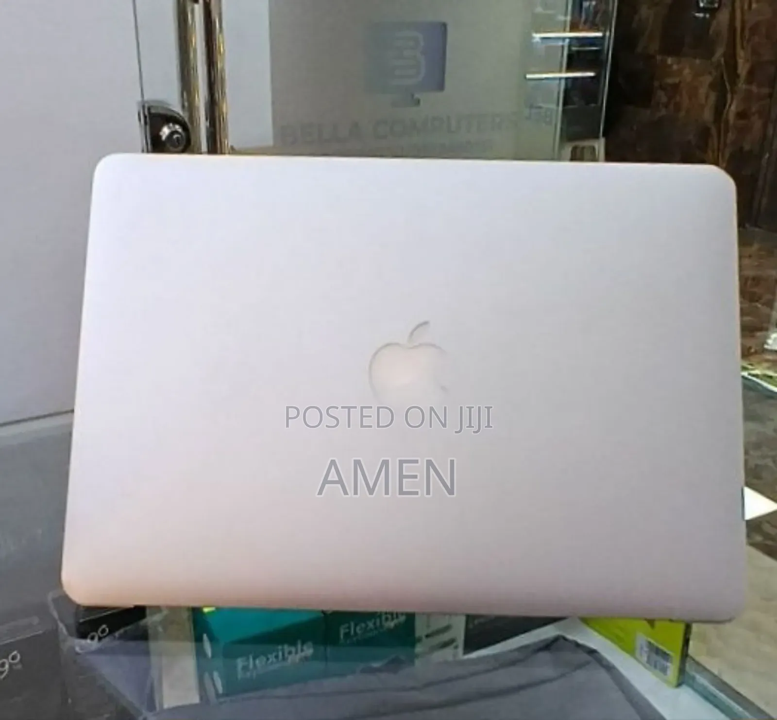 Laptop Apple MacBook 4GB Intel Core i5 SSD 128GB