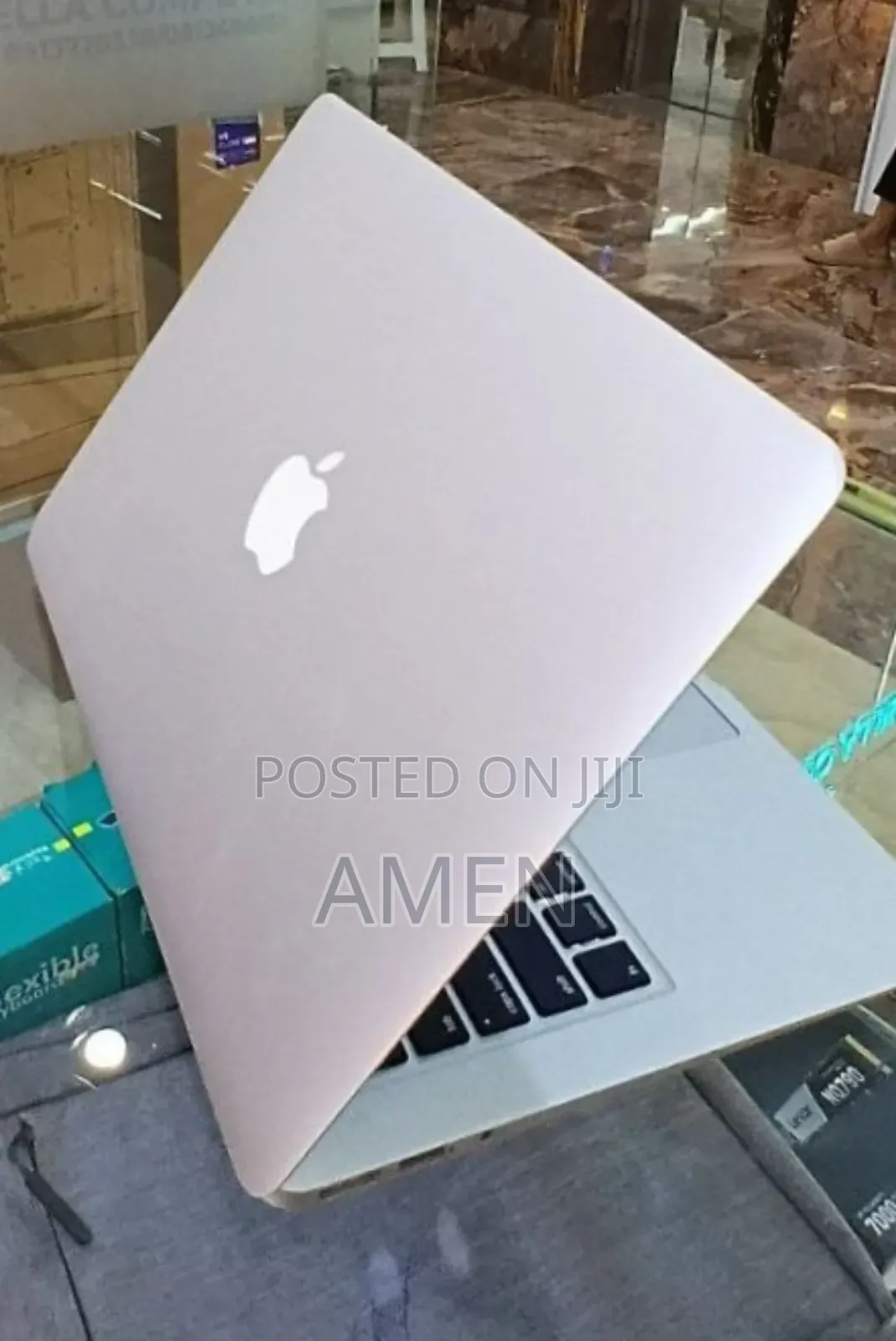 Laptop Apple MacBook 4GB Intel Core i5 SSD 128GB