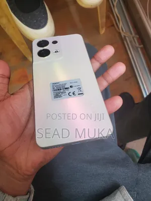 New Oppo Reno8 256 GB Silver