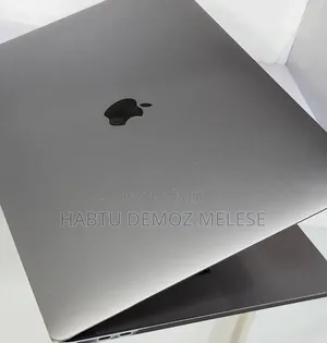 New Laptop Apple MacBook Pro 2019 32GB Intel Core i9 SSD 512GB