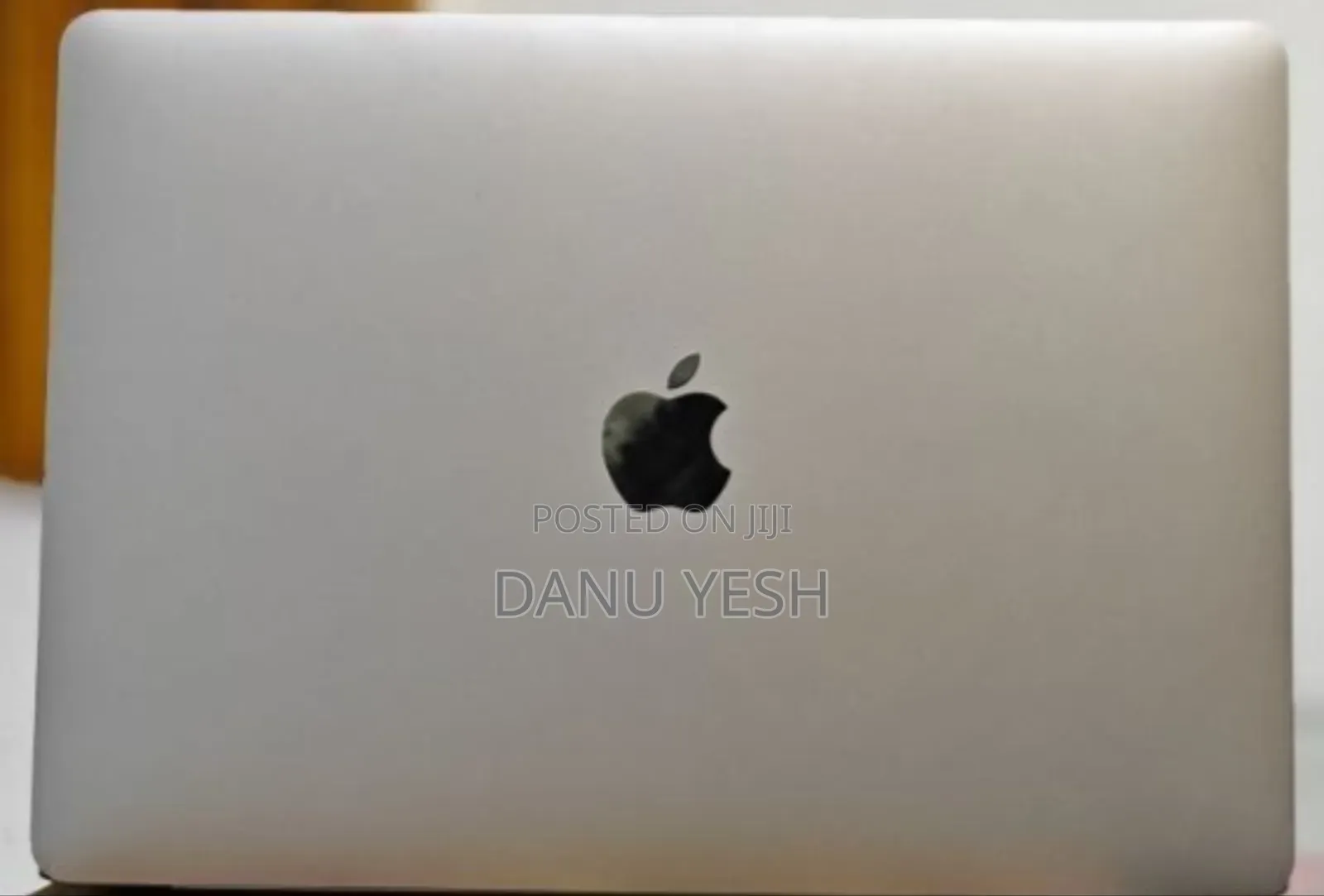 New Laptop Apple MacBook Air 2020 M1 8GB Apple M1 SSD 256GB