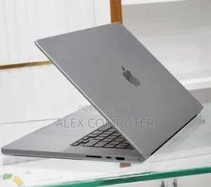 New Laptop Apple MacBook Pro M1 32GB Apple M1 Pro SSD 512GB