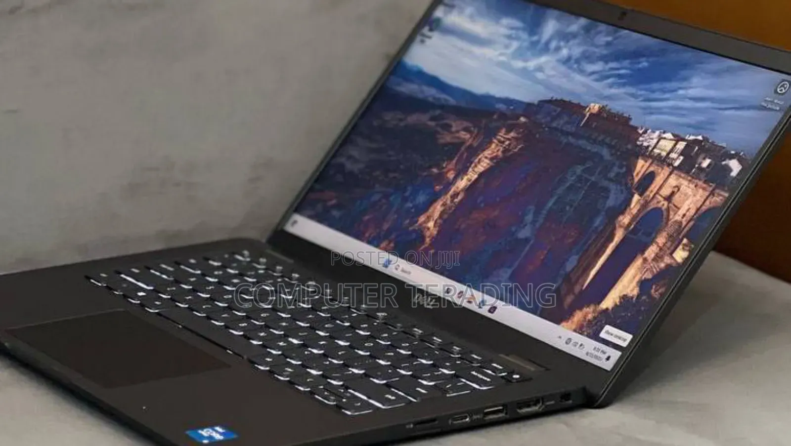New Laptop Dell Latitude 7420 16GB Intel Core i5 SSD 256GB