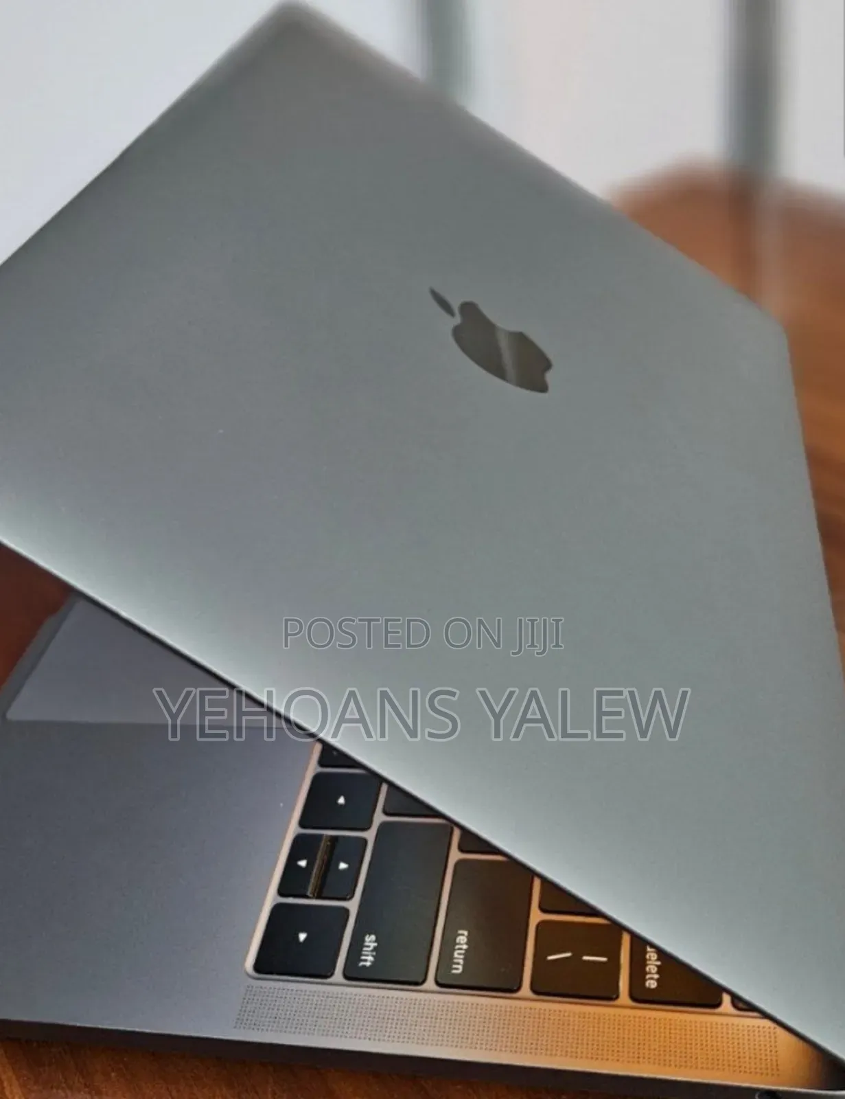 New Laptop Apple MacBook Pro 2019 8GB Intel Core i5 SSD 128GB