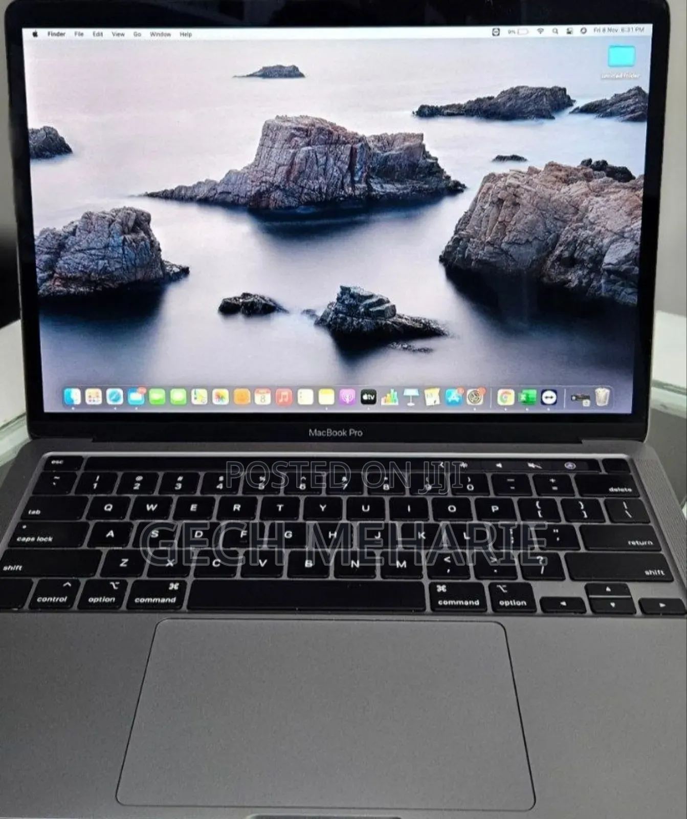 New Laptop Apple MacBook Pro 2019 8GB Intel Core i5 SSD 128GB