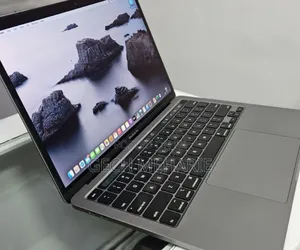 New Laptop Apple MacBook Pro 2019 8GB Intel Core i5 SSD 128GB