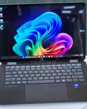 New Laptop HP OmniBook 5 14" 16GB Intel Core Ultra 7 SSD 1T