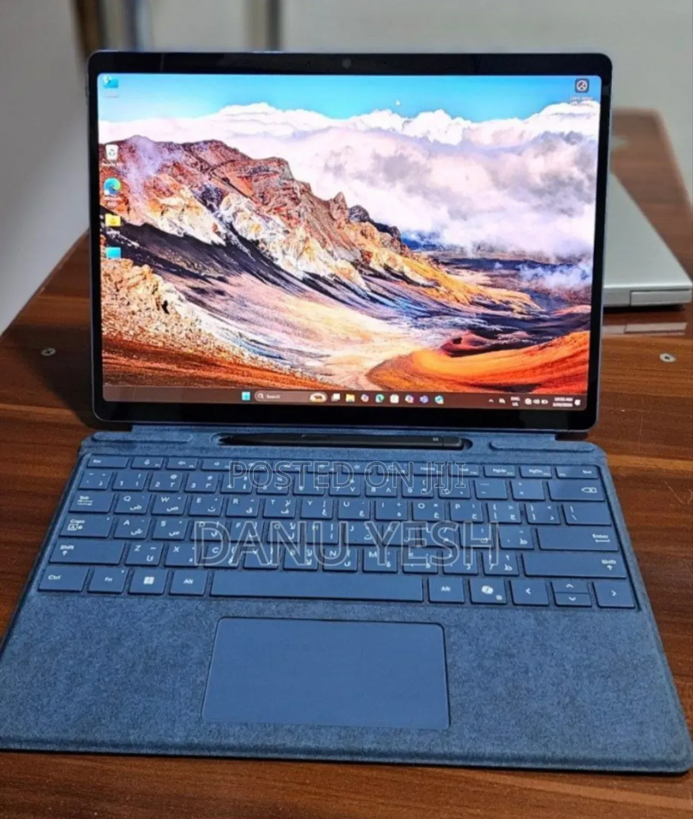 New Microsoft Surface Pro 16GB Qualcomm Snapdragon X Elite SSD 512GB