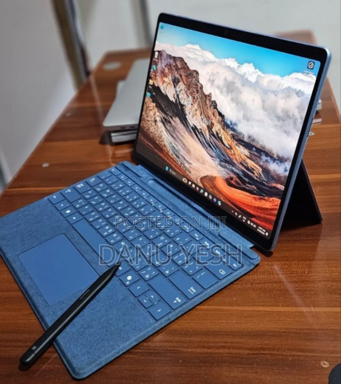 New Microsoft Surface Pro 16GB Qualcomm Snapdragon X Elite SSD 512GB