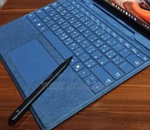New Microsoft Surface Pro 11th Edition, a Copilot+ PC 16GB SSD 512GB