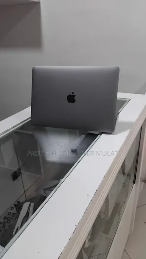 New Laptop Apple MacBook Air 2020 M1 8GB Apple M1 SSD 256GB