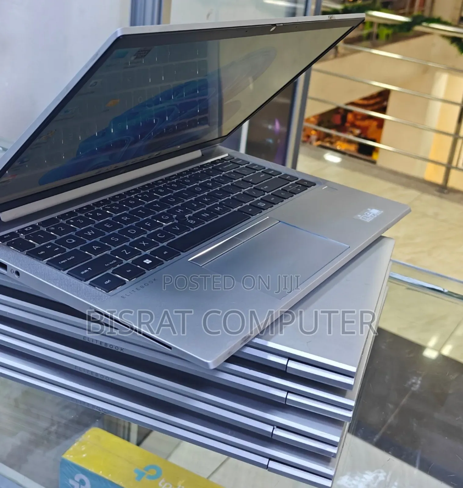 New Laptop HP EliteBook 845 G8 16GB AMD Ryzen 5 SSD 512GB