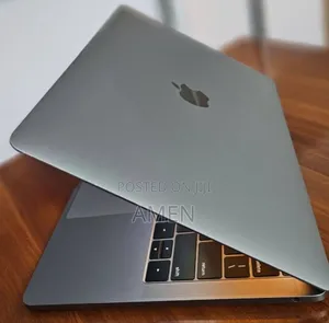 New Laptop Apple MacBook Pro 2019 8GB Intel Core i5 SSD 128GB