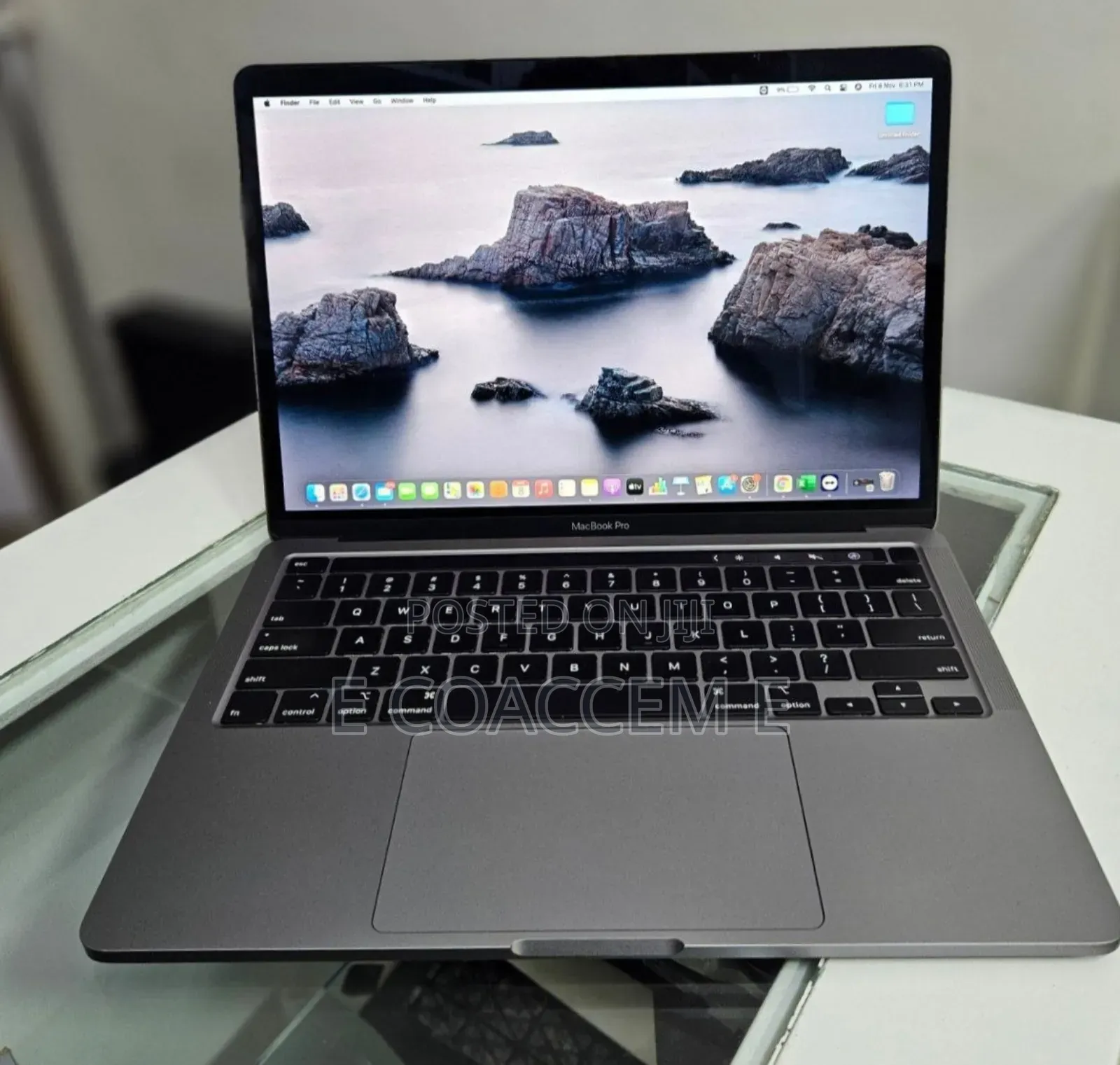 New Laptop Apple MacBook 8GB Intel Core i5 SSD 128GB